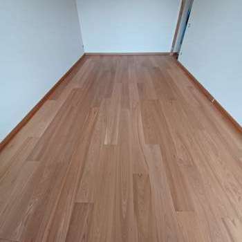 Parquet in olmo nuovo impregnato ad olio tonalizzato